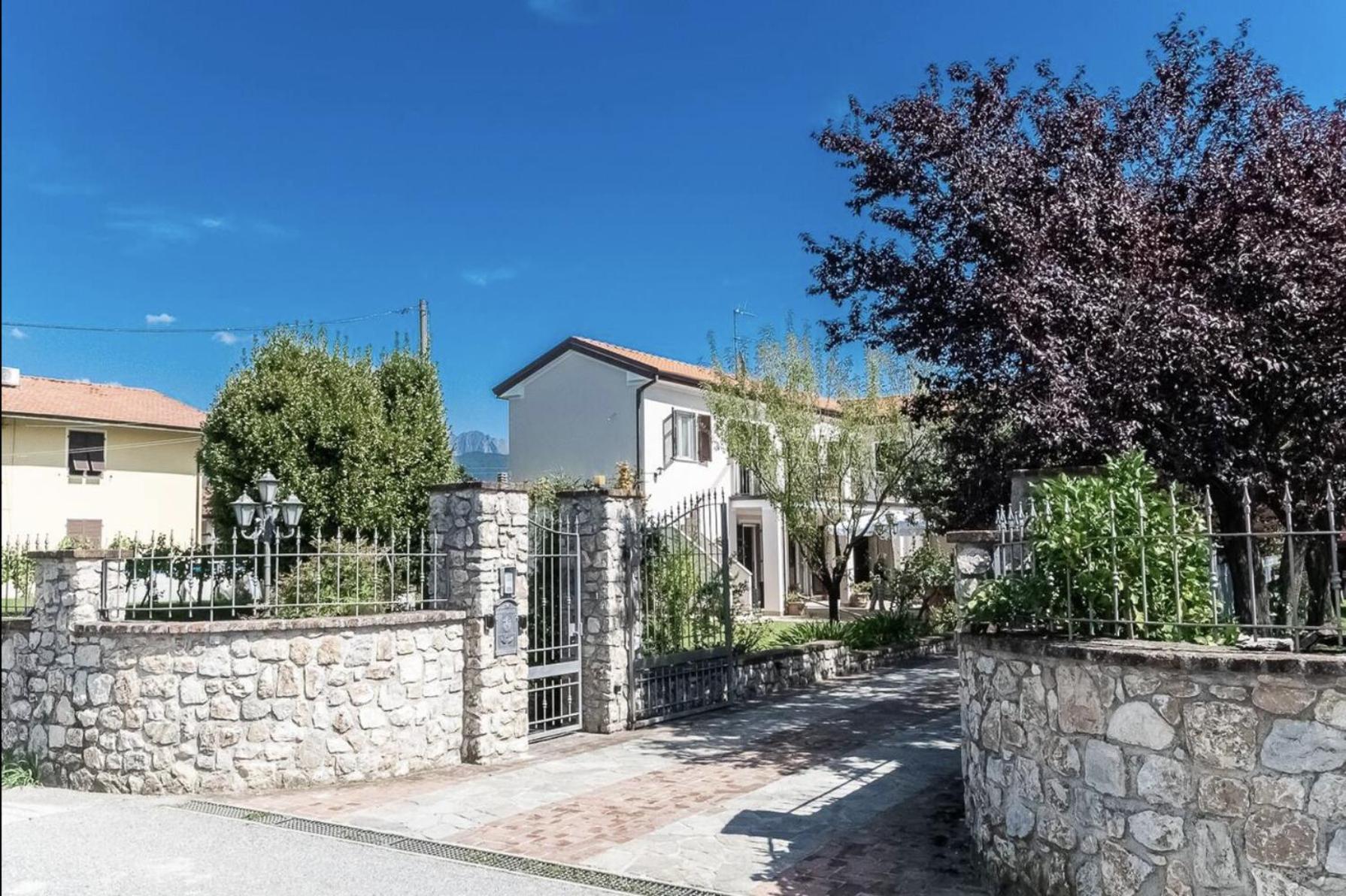 Вилла Oasi Di Pace Sarzana Luni Экстерьер фото